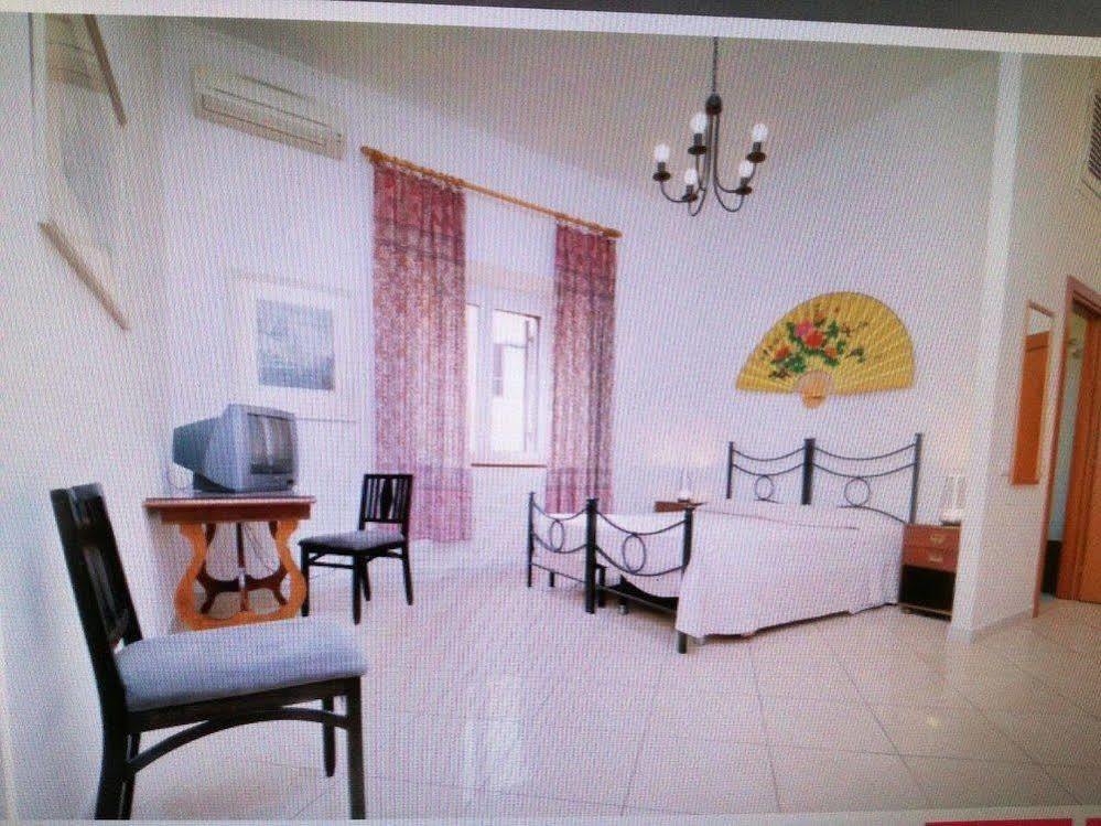 Hotel Touring โรม ภายนอก รูปภาพ